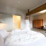 Hotel Wallerei *